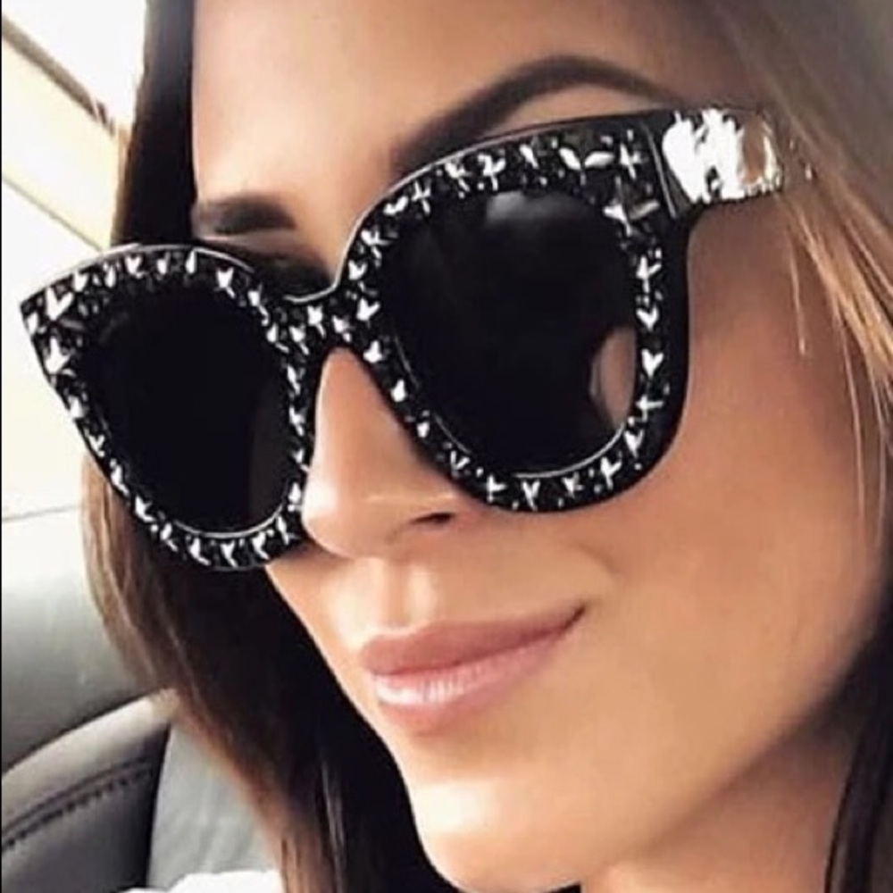 Rock Dazzle Sunnies - Picture 2 of 4